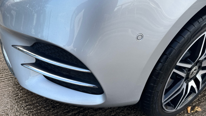 Mercedes-Benz V-Class V220 d AMG Line 5dr 9G-Tronic [Extra Long] Diesel Estate